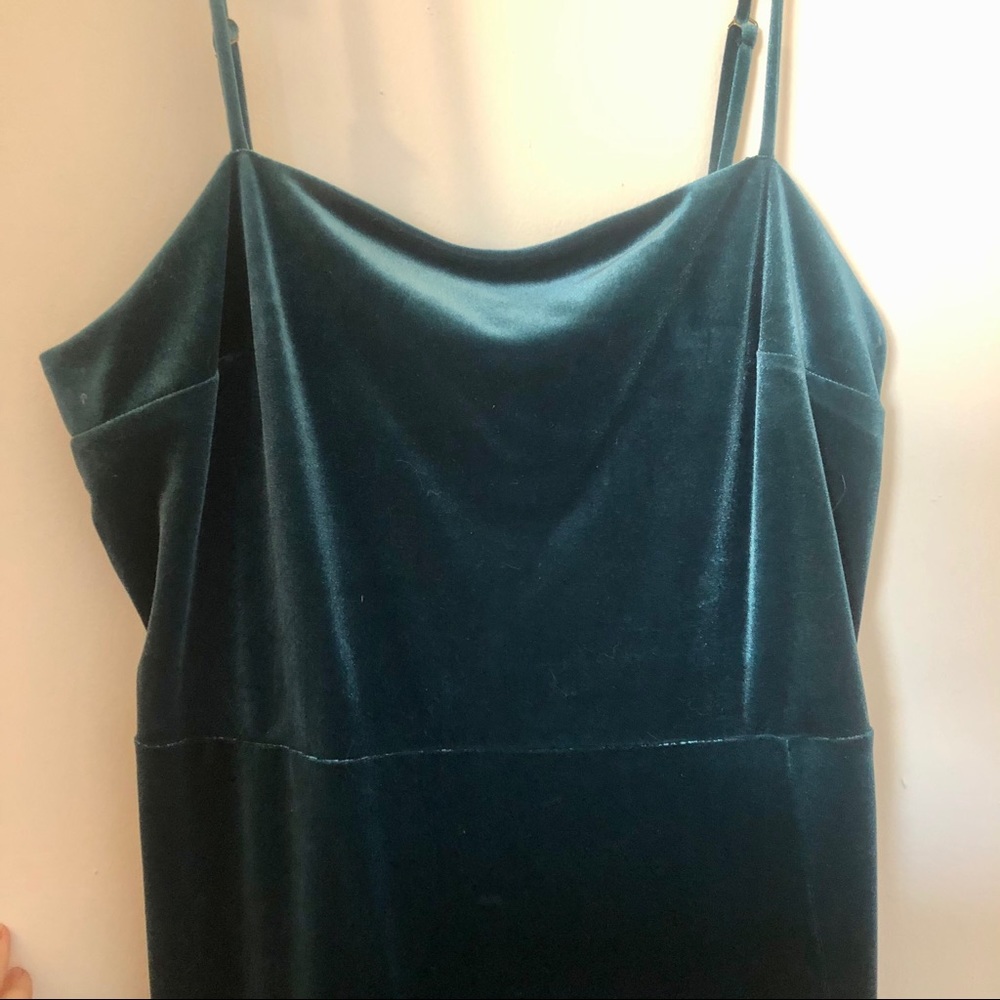 Express Green Velvet Dress 💚